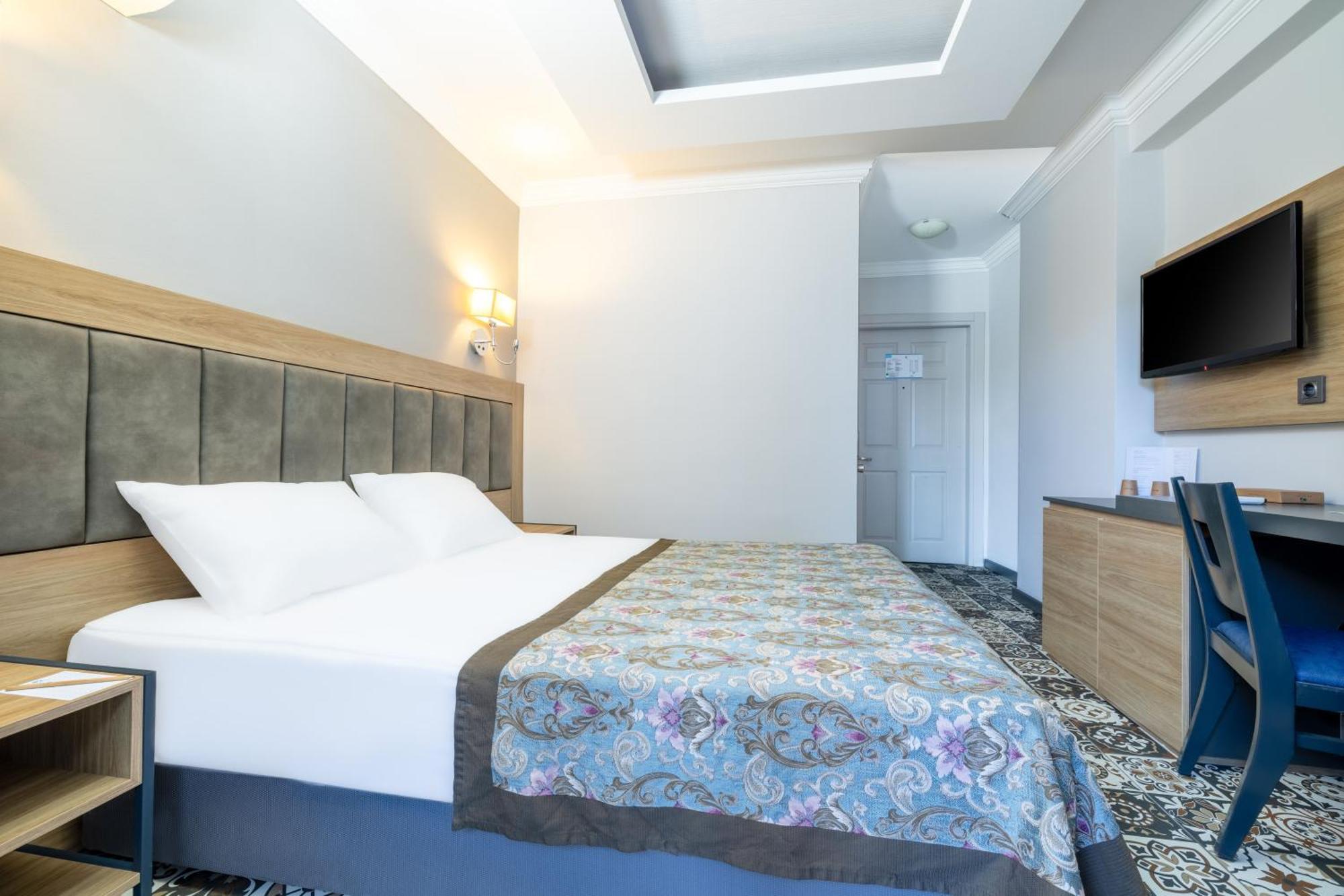 Crystal Aura Beach Resort & Spa Кемер Экстерьер фото