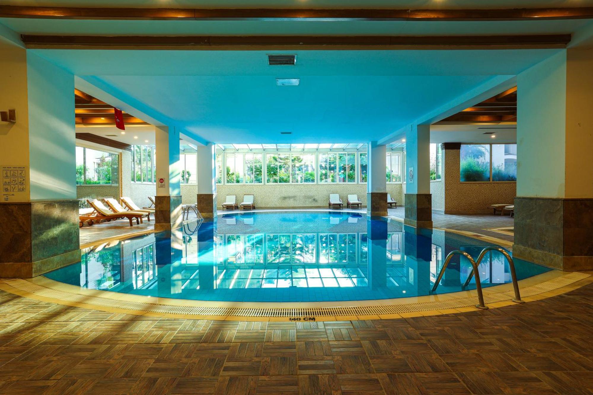 Crystal Aura Beach Resort & Spa Кемер Экстерьер фото