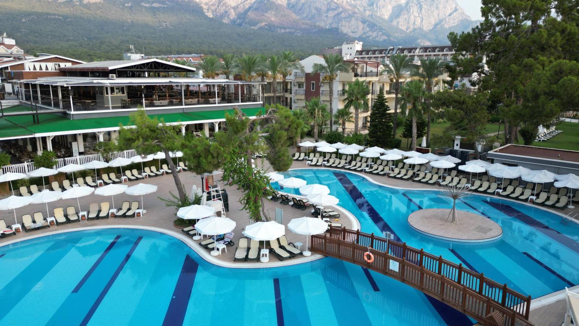 Crystal Aura Beach Resort & Spa Кемер Экстерьер фото